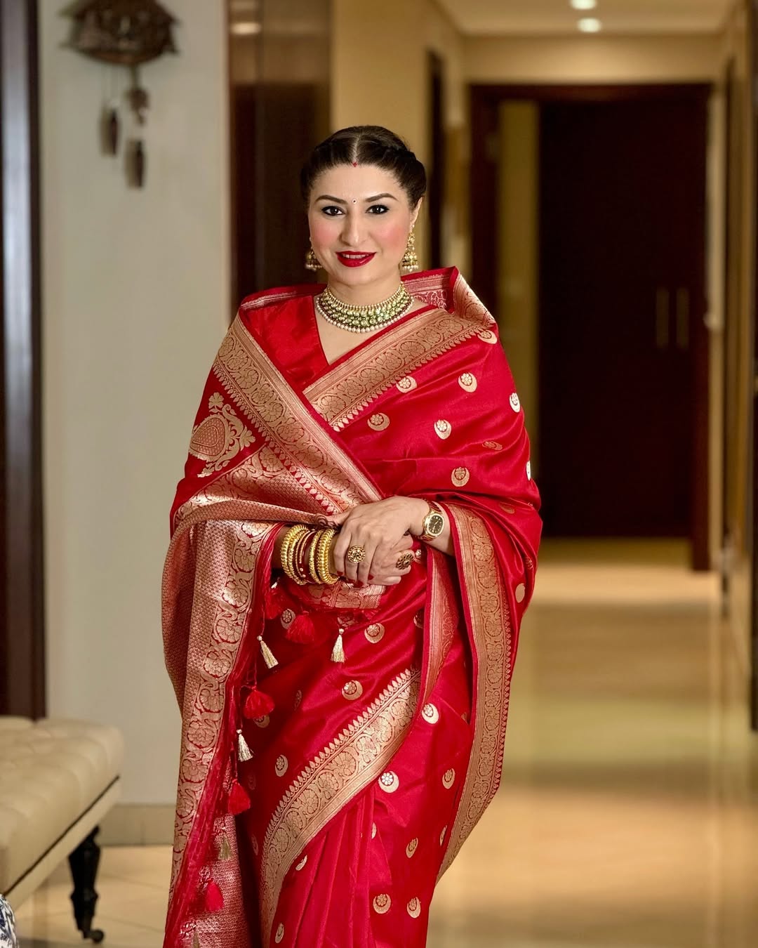 Soft Lichi Silk Saree – Red Zari Work