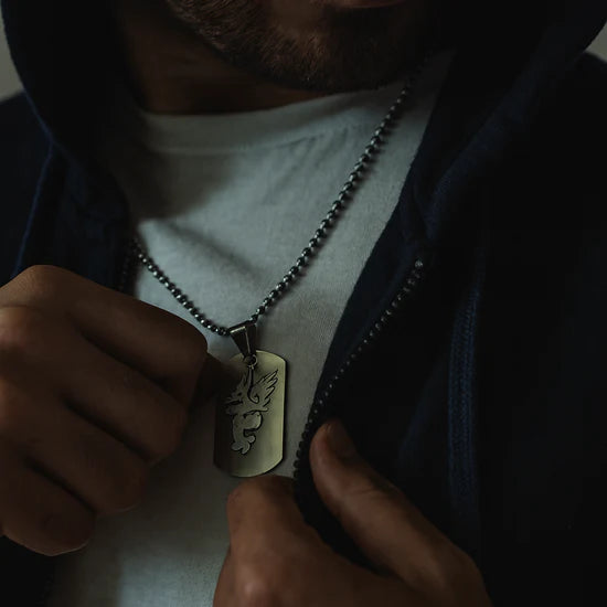 Urthn Dragon Chain Pendant For Men