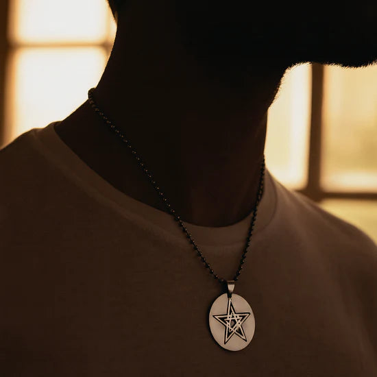 Urthn Star Chain Pendant For Men