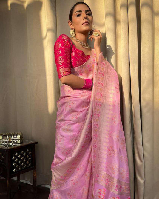 Soft Litchi Silk Kubera Pattu Saree With Rich Weaving Border & All Over Design