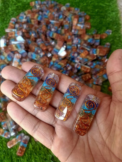 Titanium Quartz Stone Pendant – Natural Healing Crystal Energy Pendant for Men & Women