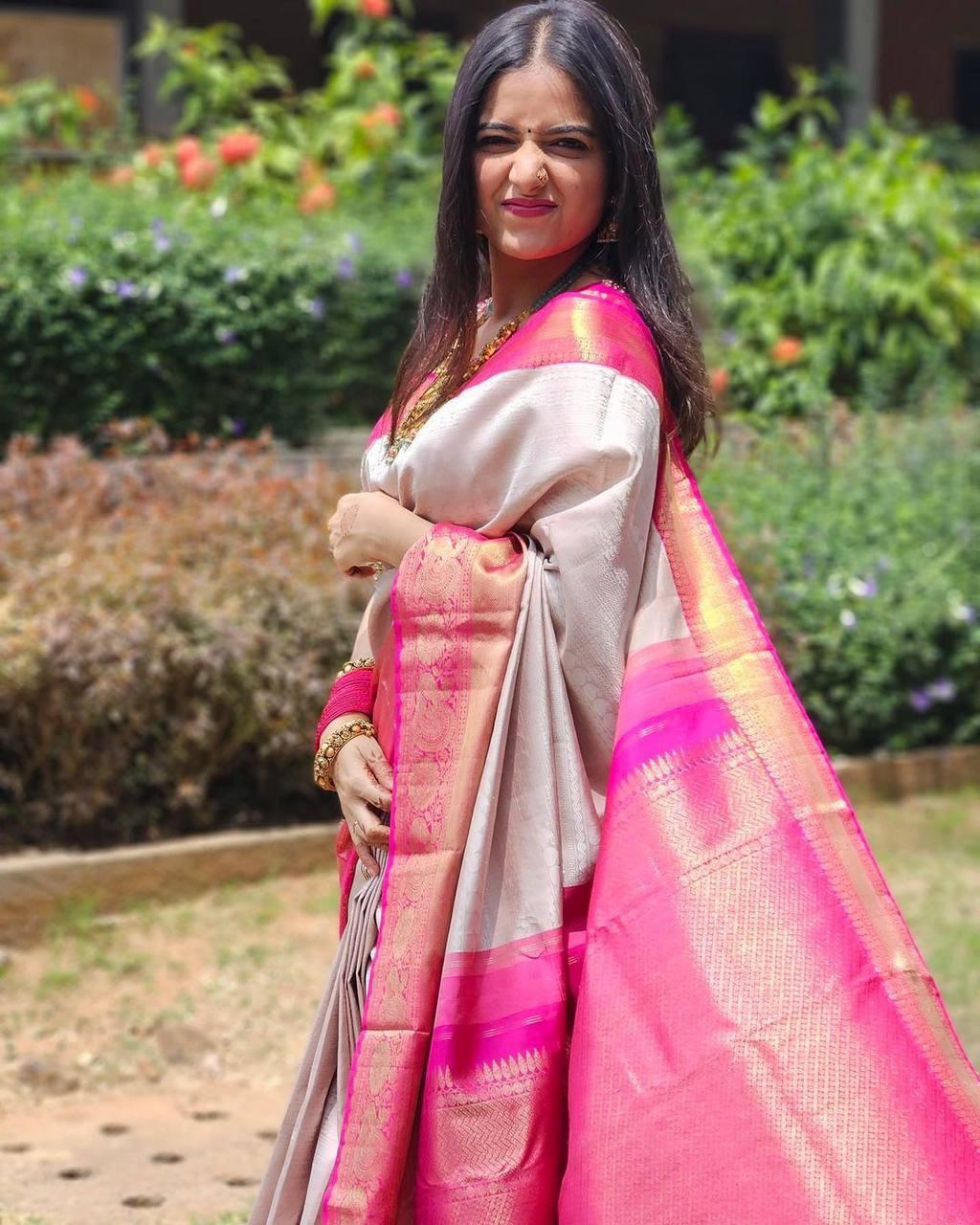 Soft Lichi Silver Grey Pink Contrast Zari Border Saree