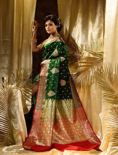 Soft Lichi Zari Work Silk Saree