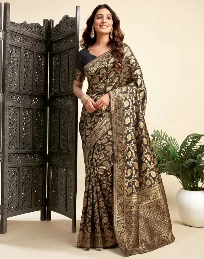 Soft Lichi Silk Saree with Heavy Jacquard Zari Pall