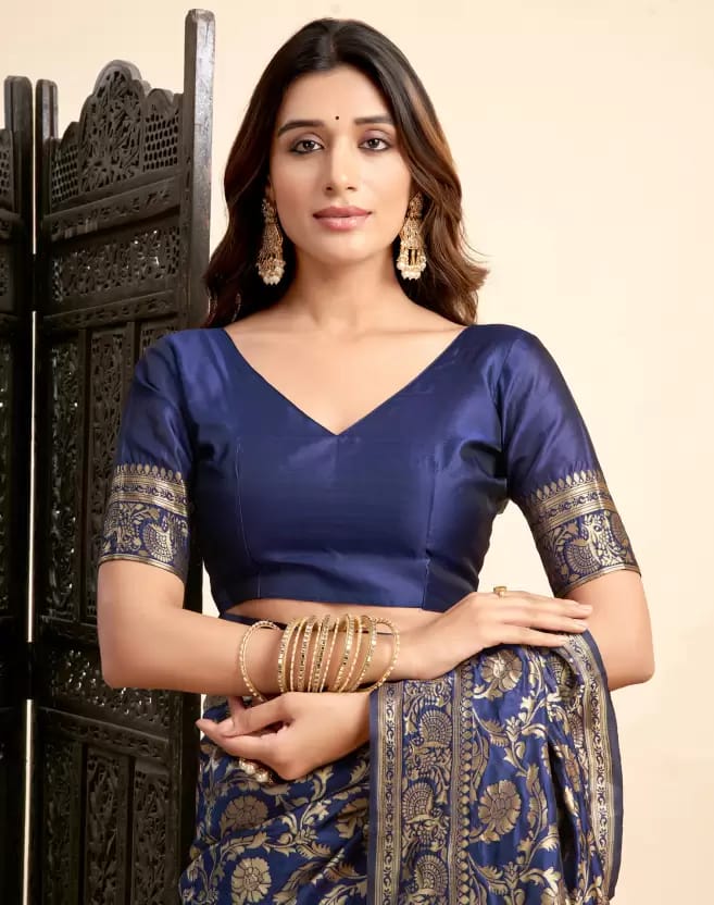 Soft Lichi Silk Saree with Rich Zari Banarasi Work