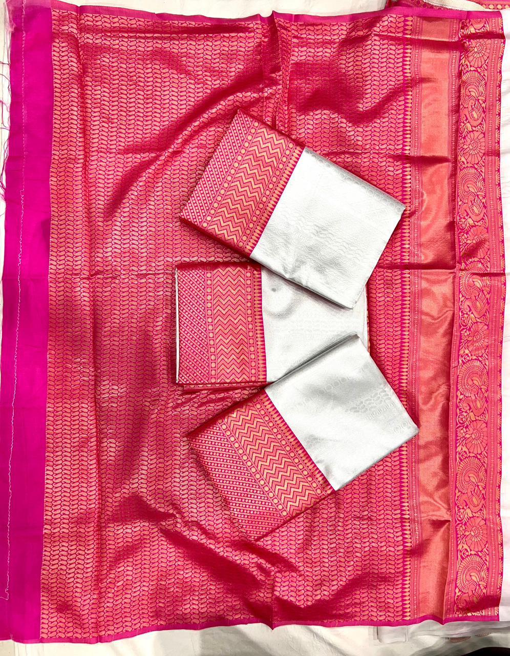 Soft Lichi Silver Grey Pink Contrast Zari Border Saree