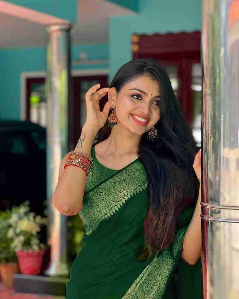 Bottle Green Zari Border Silk Saree