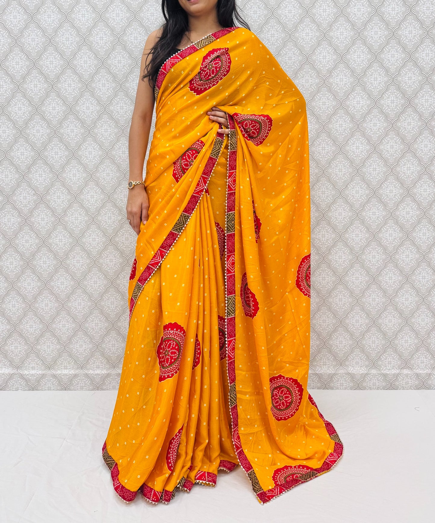 Chinon Bandhani Style Printed Saree with Designer Contrast Border (6.30 Mtr)