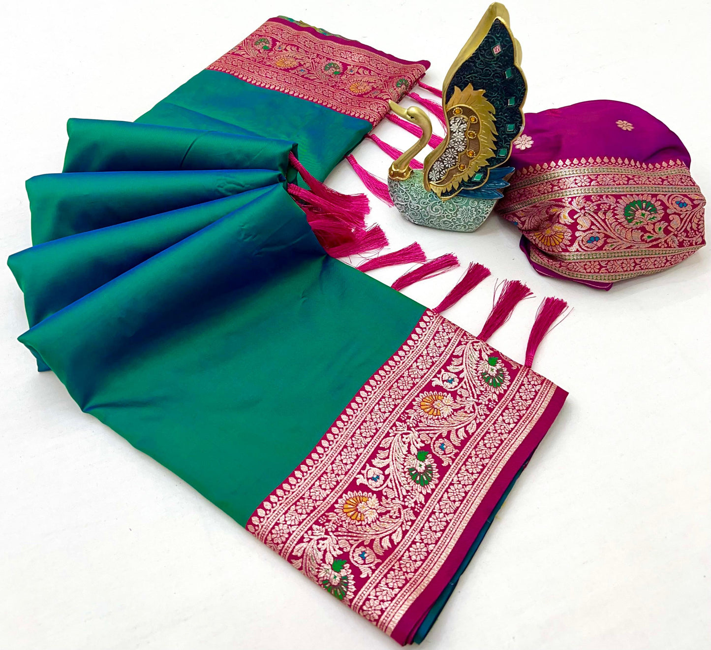 Premium Gala Silk Saree with Meenakari Zari Pallu & Contrast Designer Border