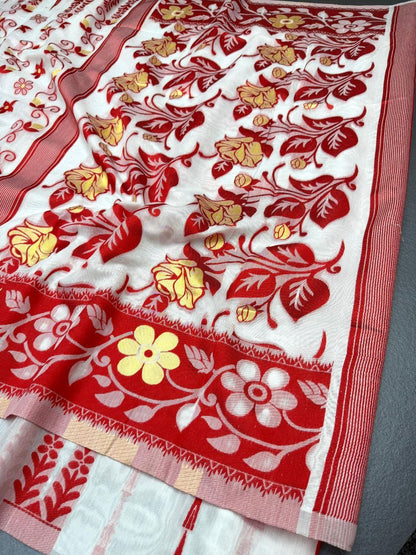 Elegant Lilan Slub Cotton Saree with Red Floral Weaving