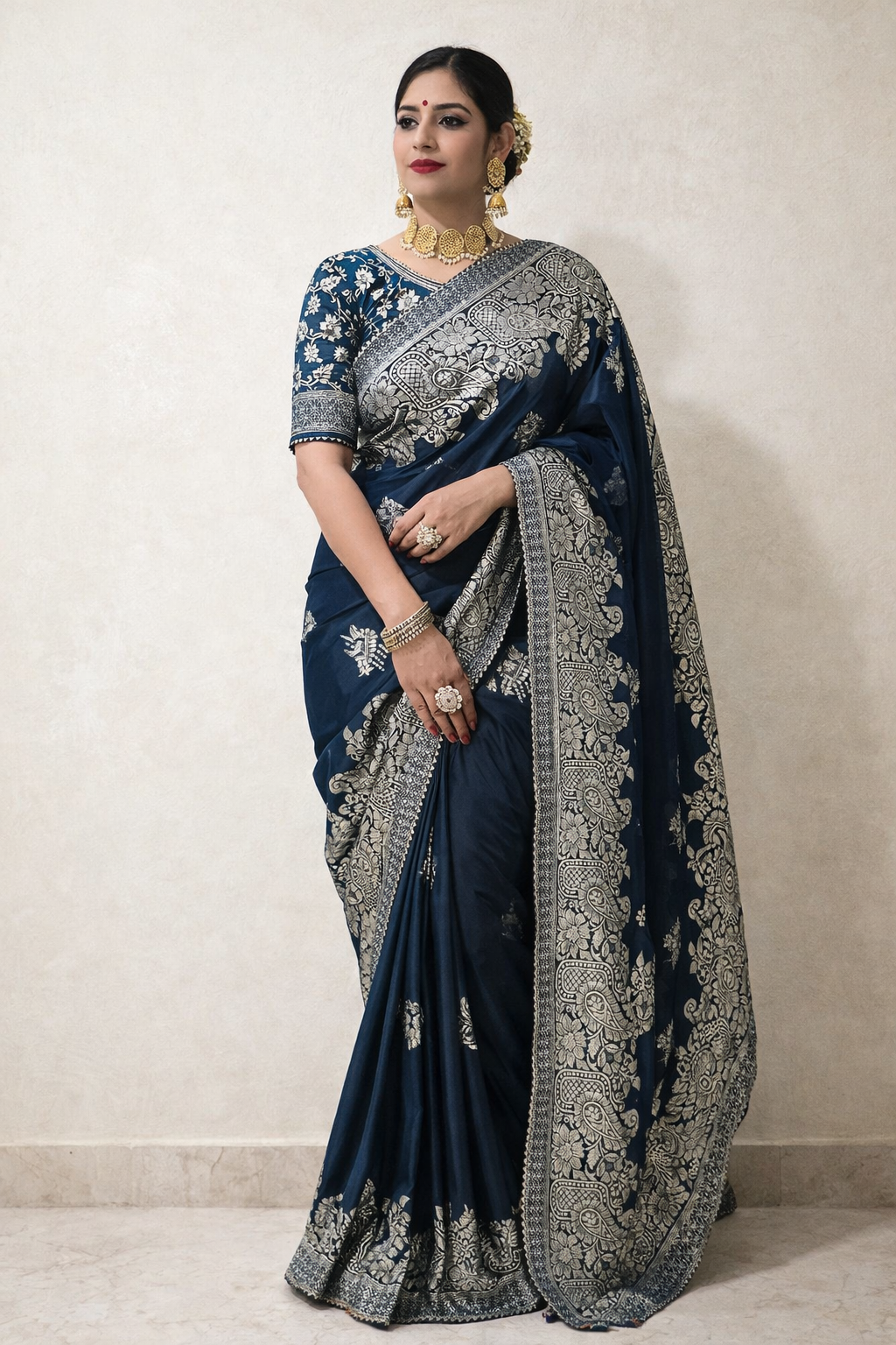 Pure Viscose Dolla Silk Zari Weaving Saree with Rich Pallu & Samosa Patti Border