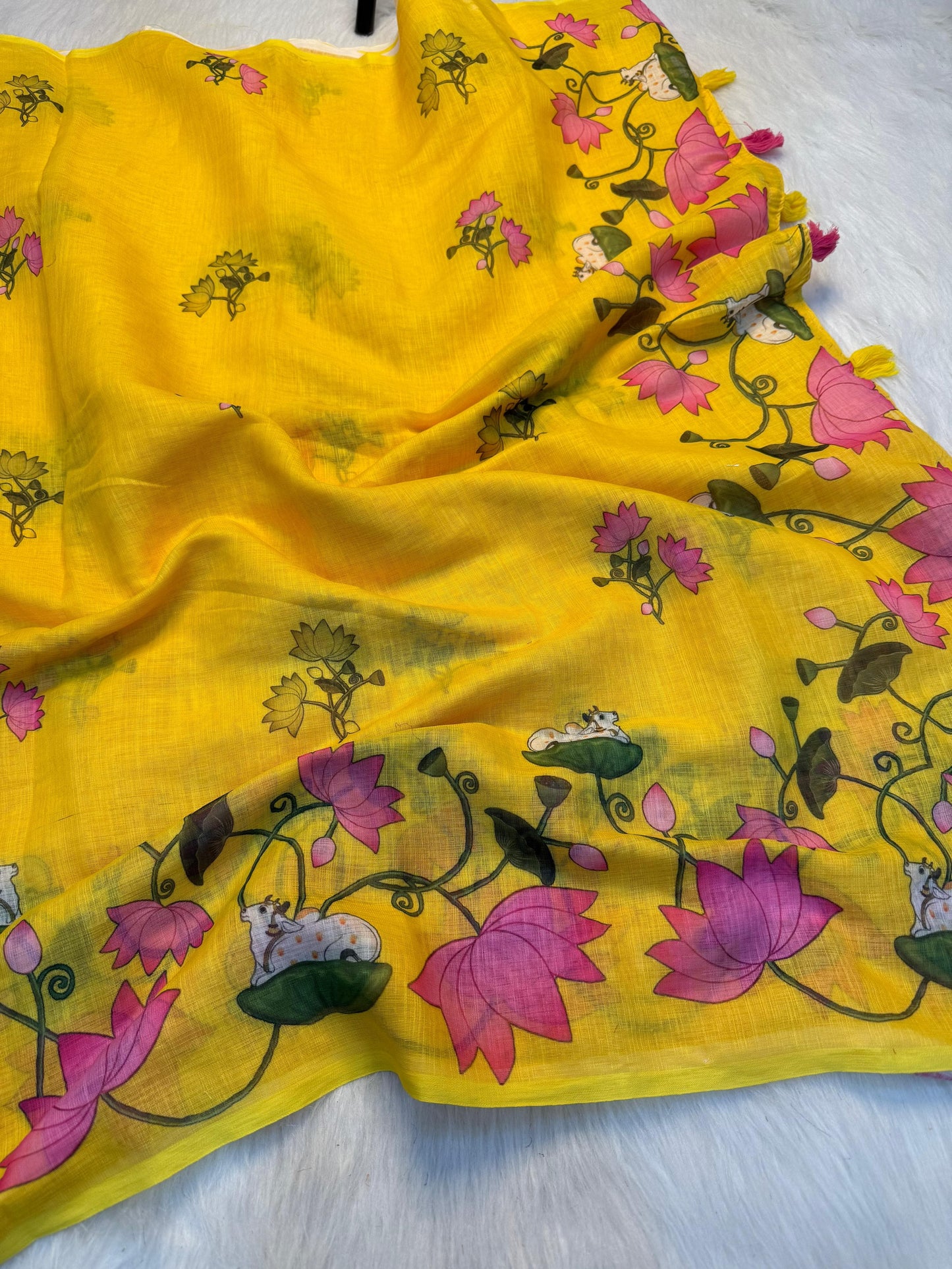 Premium Linen Cotton Floral Print Saree With Tassels & Blouse Piece | Soft Lightweight Daily Wear Saree