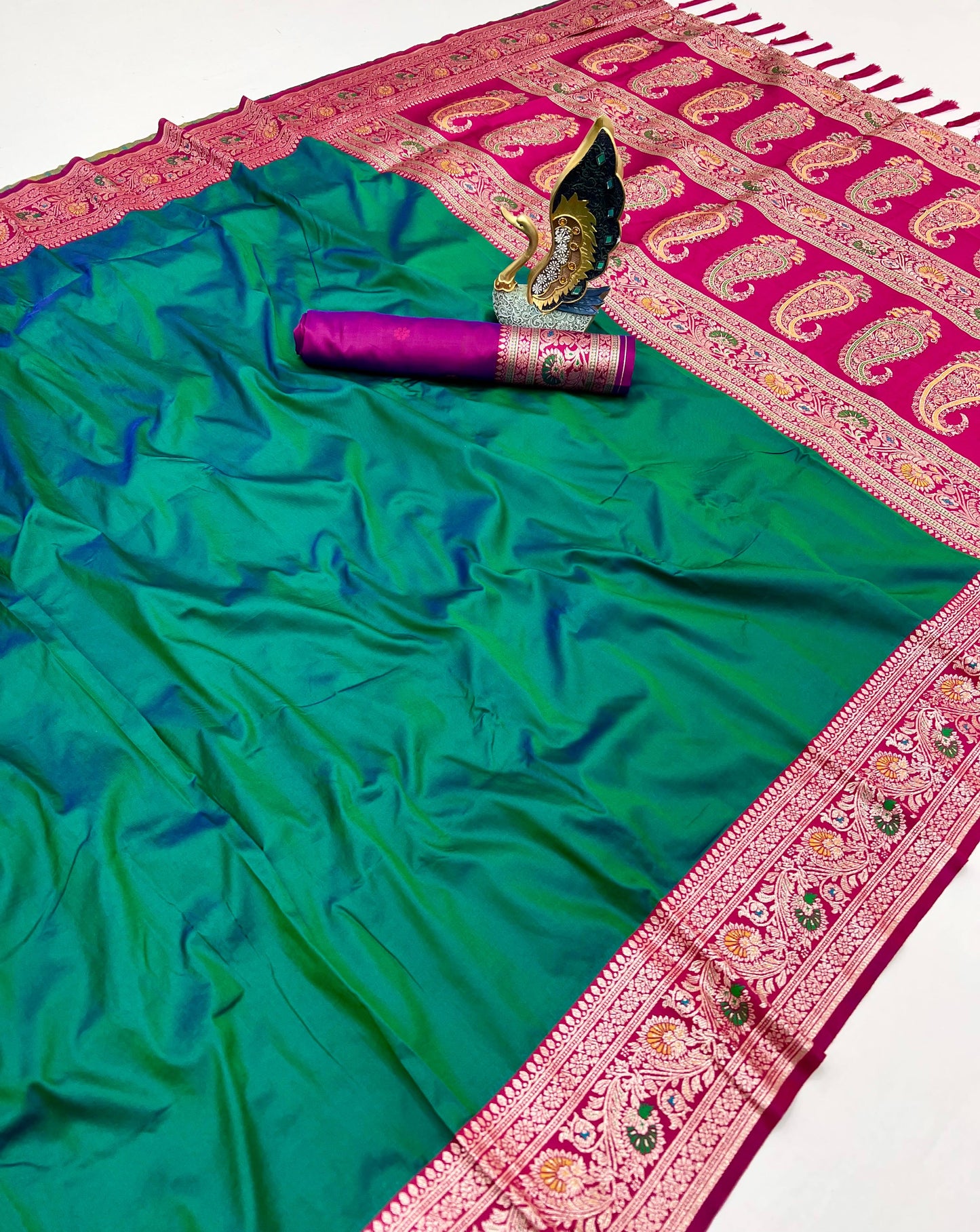 Premium Gala Silk Saree with Meenakari Zari Pallu & Contrast Designer Border