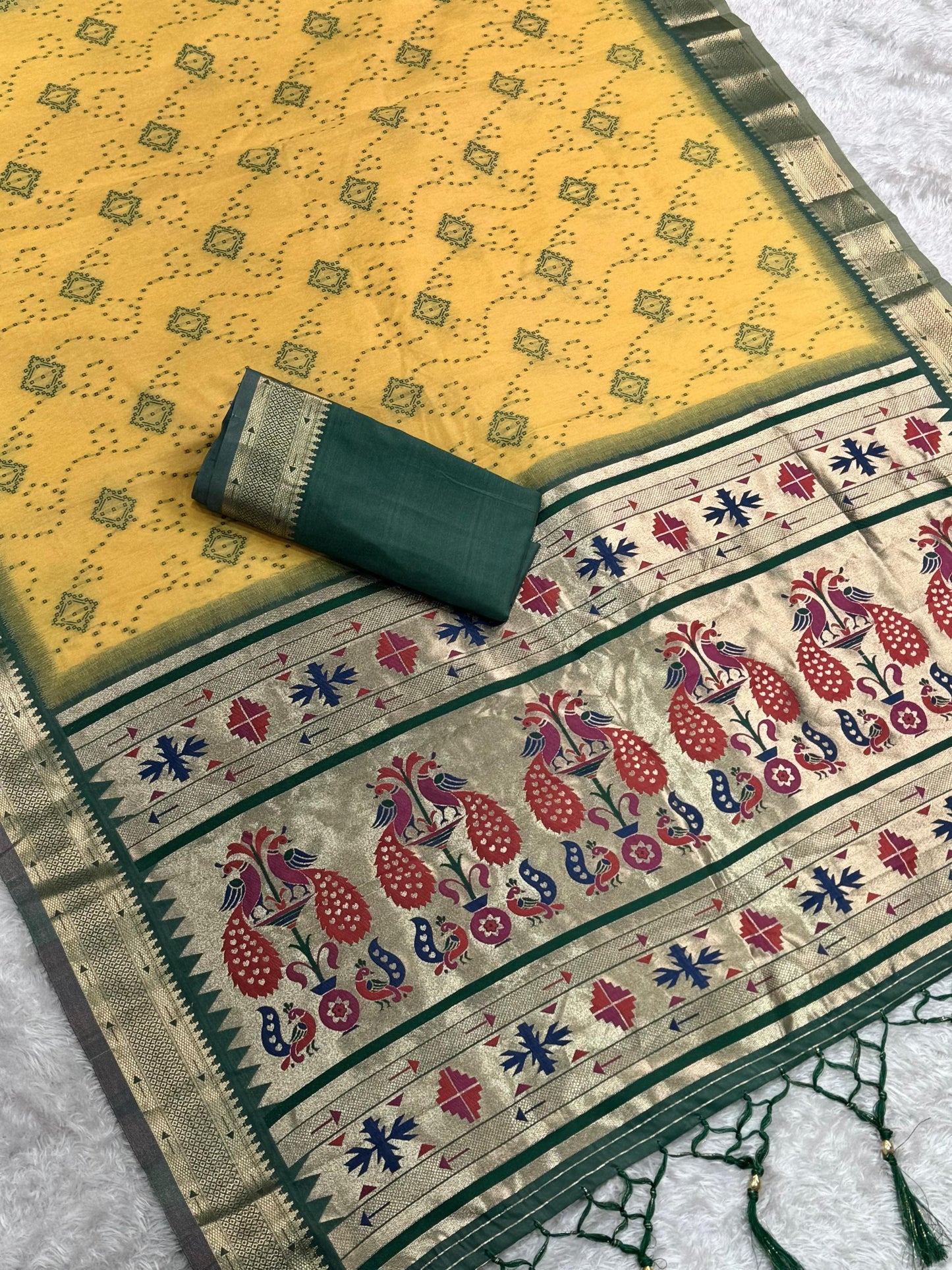 AARU Cotton Weaving Saree with Rich Pallu