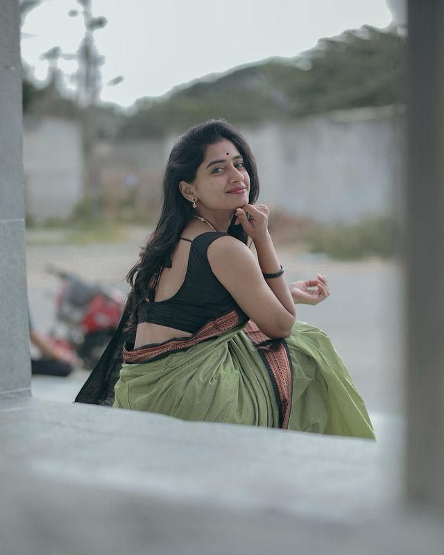 Green Border Saree