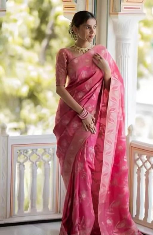 Soft Pink Elegant Saree
