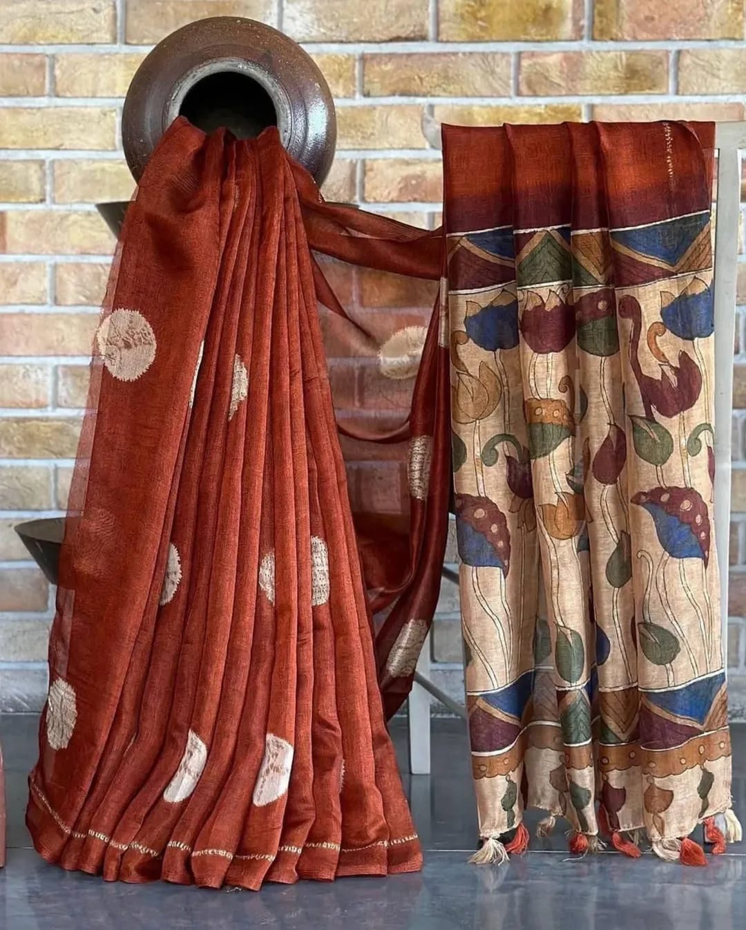 Linen Kalamkari Print Saree With Digital Print & Tassels