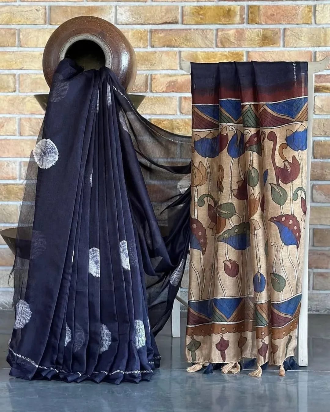 Linen Kalamkari Print Saree With Digital Print & Tassels