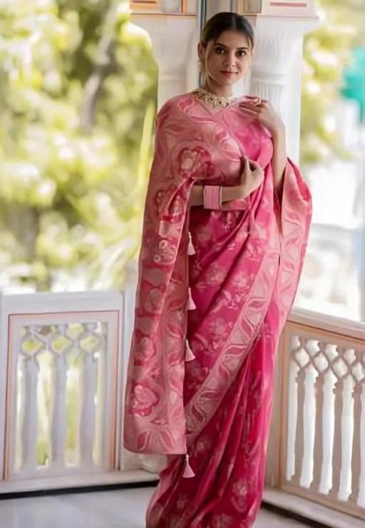 Soft Pink Elegant Saree