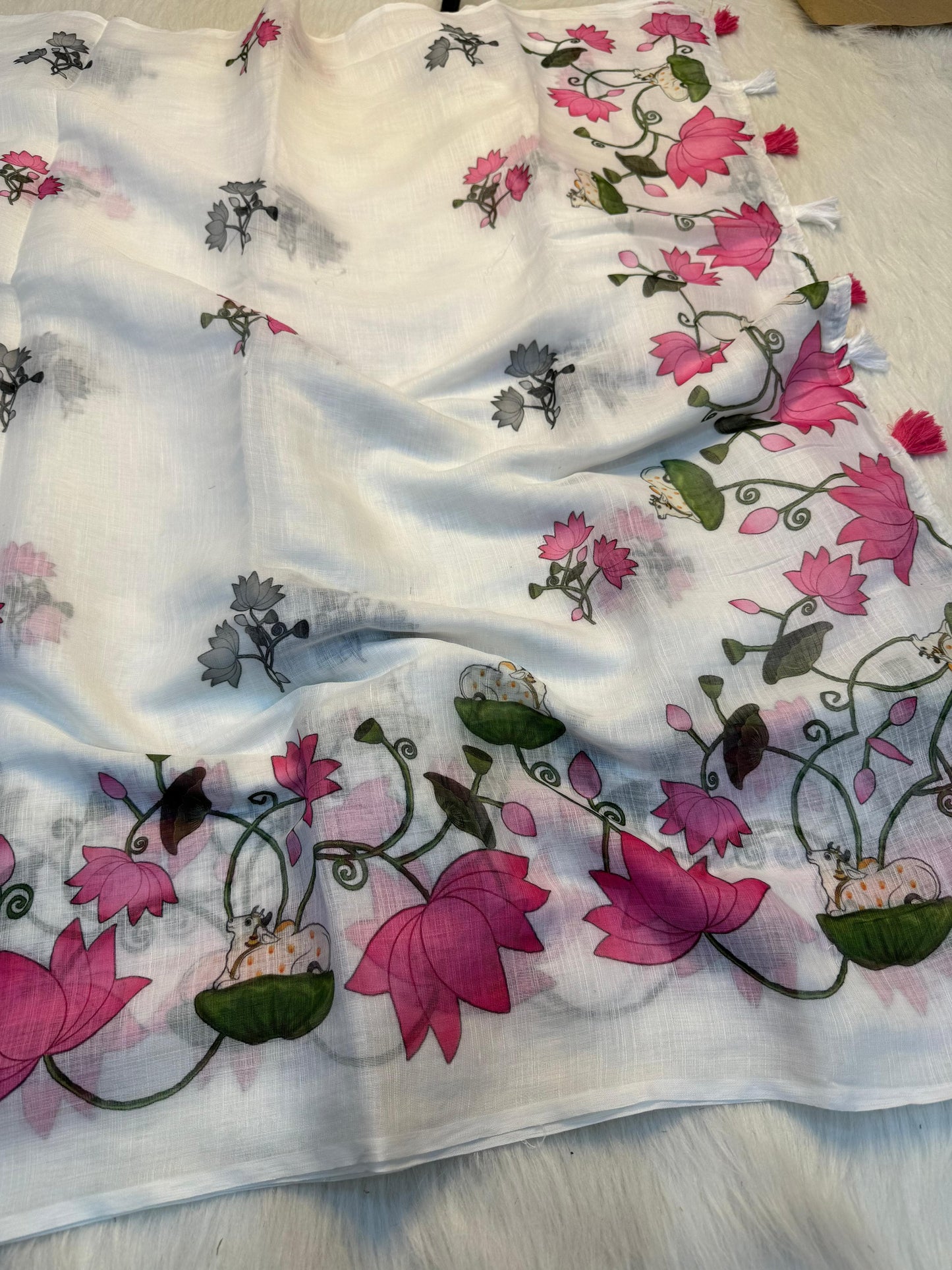 Premium Linen Cotton Floral Print Saree With Tassels & Blouse Piece | Soft Lightweight Daily Wear Saree